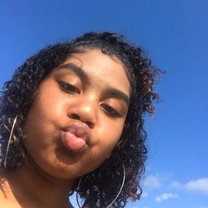 Meet your Posher, Malaya💕❣️🤤💍